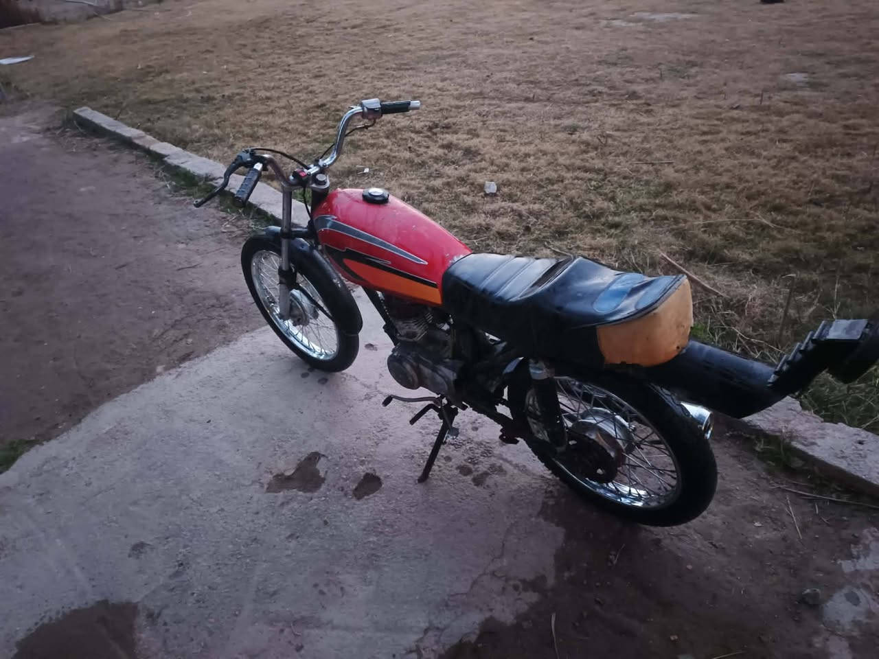 للبيع سعر 200 مكان كربلاء لحسينيه ***********
