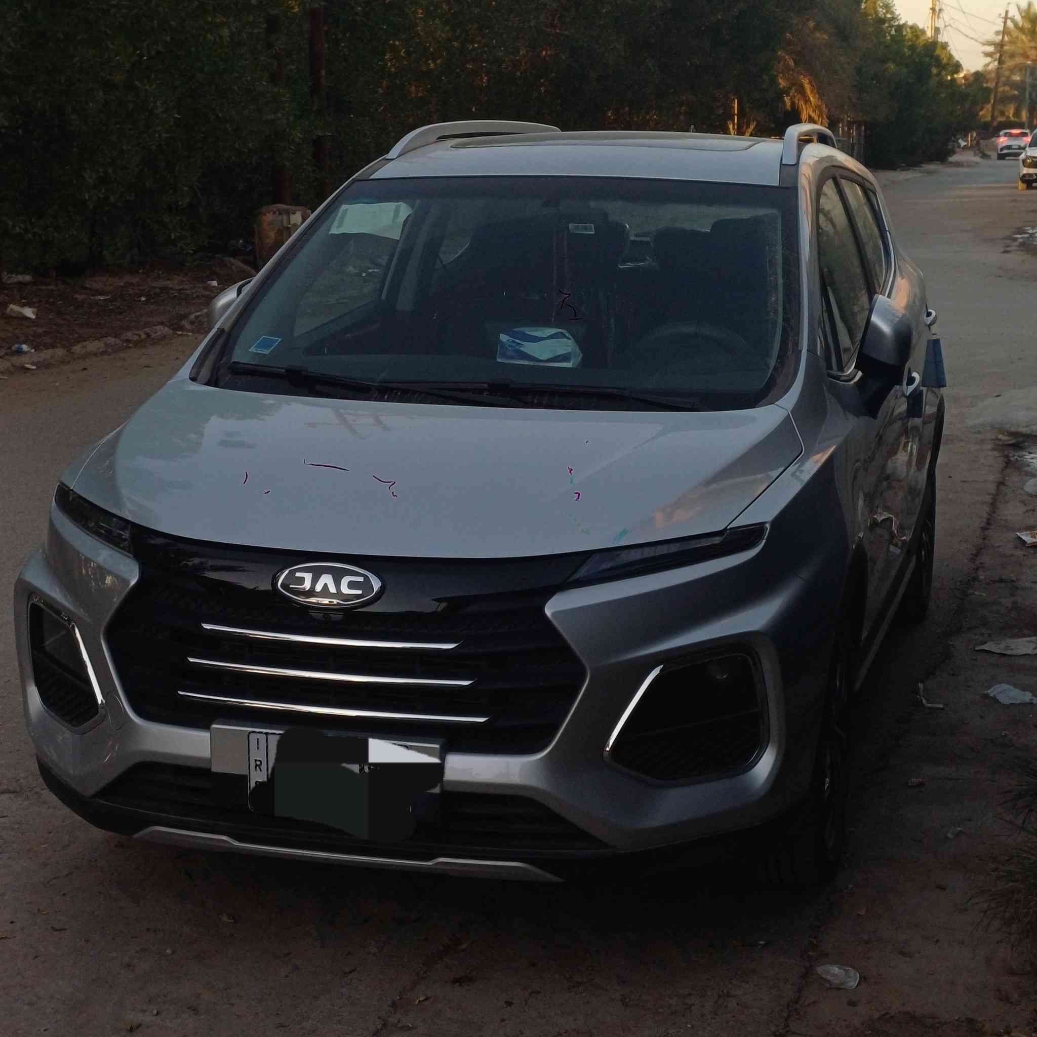 السلام عليكم
للبيع / جاك js3

موديل 2024

ماشيه/4000زيرو

السياره باسمي 
السياره بيه بارد 
المواصفات 

بصمه 

حساست خلفيه 

كامره خلفيه

سلايد 

تدفئه كشن

كشن جلد

السعر/110 وبيه مجال 

المكان / بغداد 

الرقم ***********
