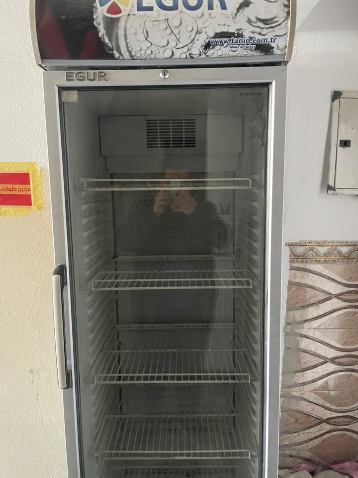 برادات أيكور عدد 2
تبريد ممتاز بدون تصليح و بدون اي عطل على البلاد بدون تبديل اي شي سعر الوحدة 250 الف و بيها مجال
مكانهن الامين الثانية
***********
