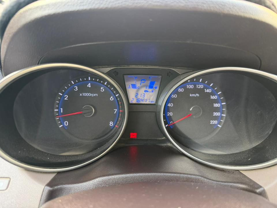 توسان 2011 بانورما خليجي
رقم بابل الجديد مميز A1110 بأسمي
تحويل ثاني يوم
السونار مرفق بالصور قطعه وحده تبديل الباقي كله ليبل 1 كبس
السياره نصبتهه كلش حلوه كبس
داخلهه نظيف ما بيهه نقص برغي كله شغال
منظومة تبريد كامله جديده
تخم تايرات قبل 4 اشهر شاده جديد
السياره ع ايدي معتني بيهه حيل
رايدهه 145 وبيهه مجال قليل كلش
مكان السياره حله/باب الحسين
***********
