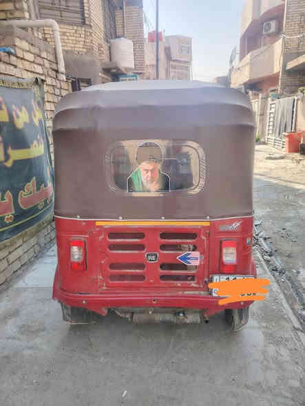 السلام عليكم تكتك لبيع رقم وسنويه بسمي تحويل ثاني ويوم بغداد  *********** بي وتاساب بس
