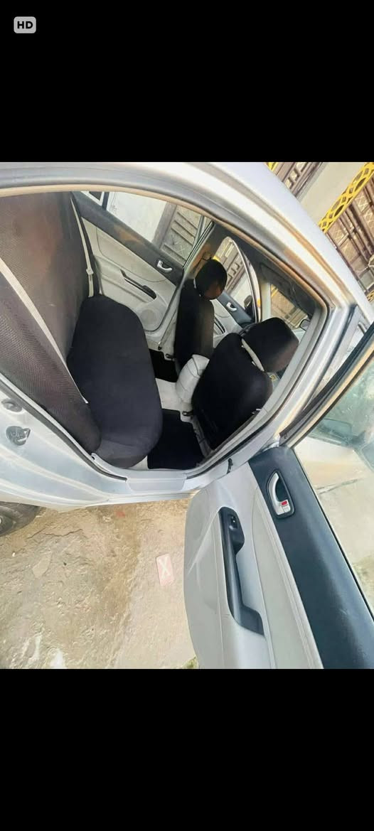 للبيع سوناتا موديل 2008
بدون لوحات و سنويه ب 34 
سياره جاهزه من كلشي كير محرك مكفولة حداديه جديد 
مكانها بابل


**إذا كنت صاحب هذا الإعلان وتريد حذفه لأي سبب، رجاءا أرسل رسالة إلى الدعم الفني**