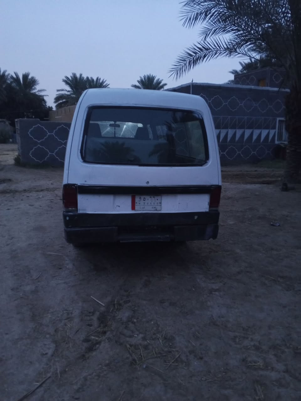 سلام عليكم ماصده للبيع محرك كيراكسن حداديه نص عمرتخم تايره جاهزه للشغل محرك كروسيده ياباني 30 بيهه مجال الشراي يتصل ويدلل رقم بغداد الهاتف ***********
