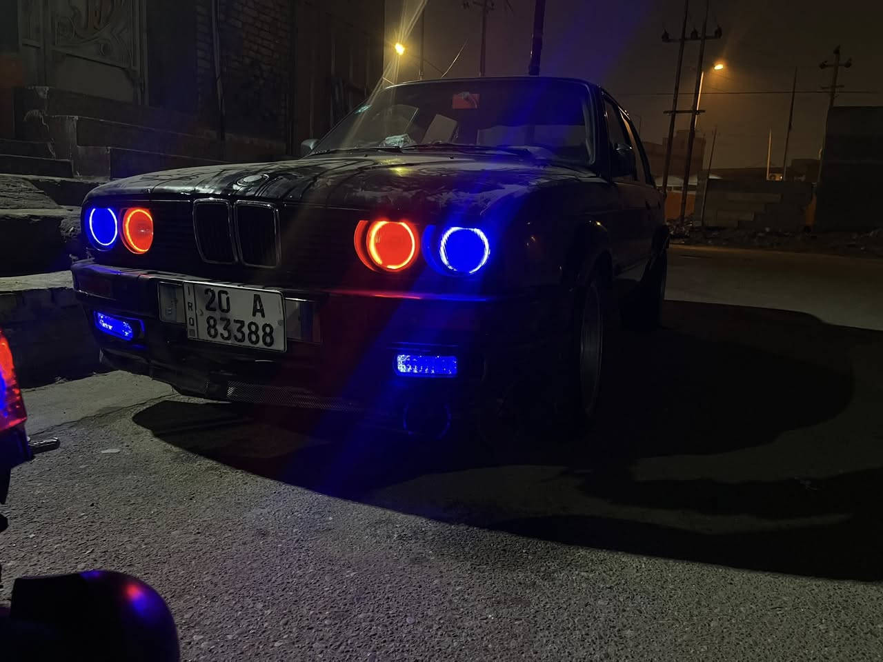 السلام عليكم 
زعره موديل 1989 320 السياره جاهزه ما نقصها شي سياره رقم جديد سنويه ل 2027 راعيها يريد مداور وانه وكيل عنه تريد من راعيها تريد مني راعيها بغداد سياره محركها وكيرها بشرط 6 سلندر 25 مفتوح هزه جديده 2025 بيها كدوز بوابه على ريموت صوتها حلو سياره خير من الله سعر 42 وبيها مجال مكاني الناصريه مركز اي استفسار موجود خاص ماسنجر واتساب
***********
