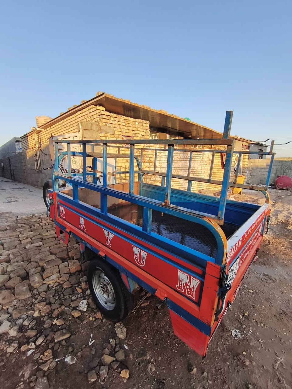 ستوتة دايوان مو ديل 16 محرك 25 صار 15 يوم من شادة كهربائيات كلهة شغالة رقم نكليزي بسمي ستوتة مكفولة مكان كوت شارع النفط الاستفسار علئ رقم ***********
