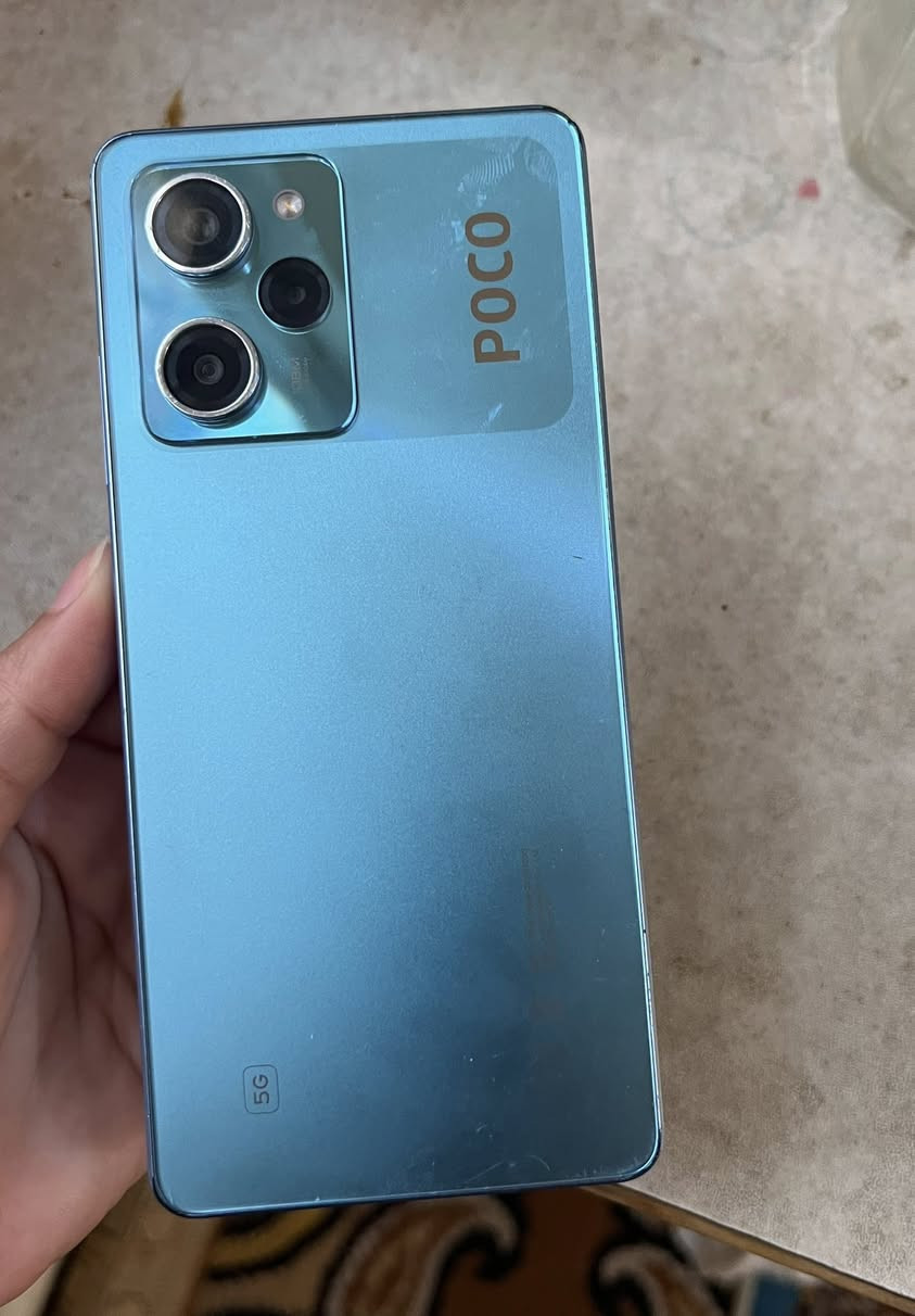 سلام عليكم ،،،جهاز poco x5 pro
جهاز نظيف وعملي 
بطاريه ٧٧٪؜
ذاكره ٢٥٦
منفذيين للشريحه
كاميرا تدعم 4k
مناسب جدا وسعره كذلك 
بي شخط بسيط ممأثر


**إذا كنت صاحب هذا الإعلان وتريد حذفه لأي سبب، رجاءا أرسل رسالة إلى الدعم الفني**