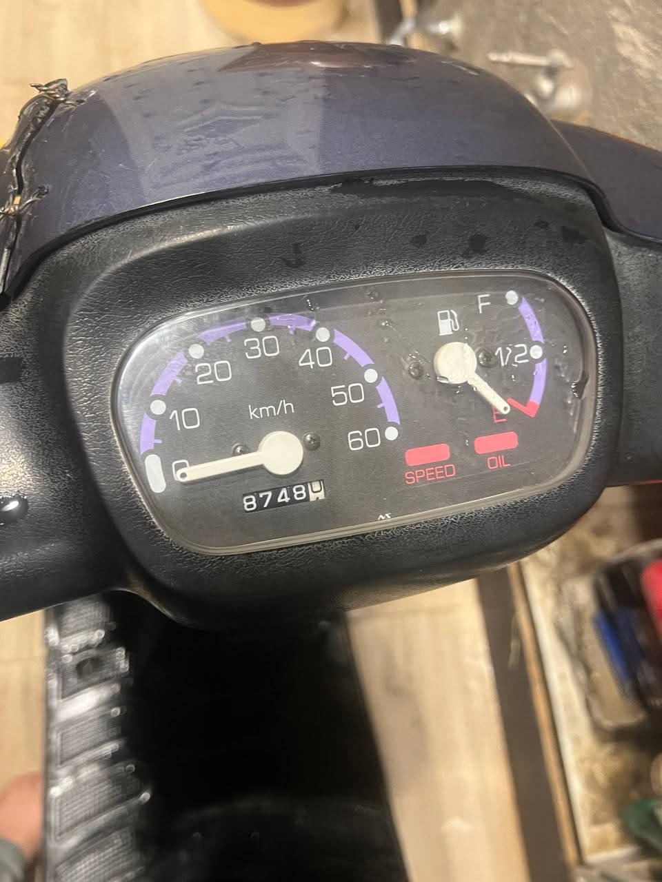 سلام عليكم بتره للبيع دراجة نشطه شلعه حلوه كهربائيات شغاله سلف هندر نگره دراجة مكينه مفتوحه مره بستم دراجه نضيفه شرط الفحص الشراي يراسلني السعر 350 الف وبيها مجال
رقمي واتساب ورصيد 
***********
