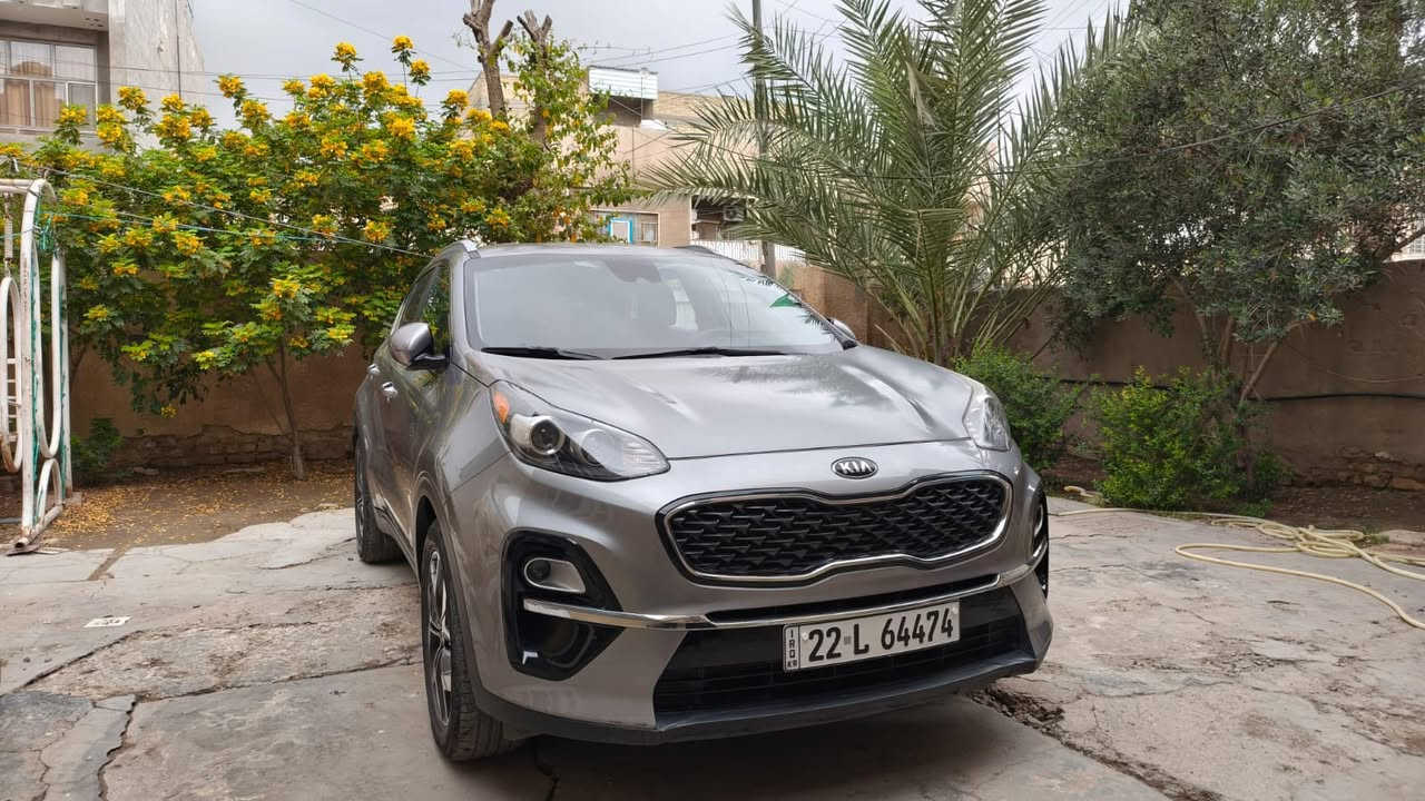 سبورتج 2021اربيل
السيارة باسمي تحويل او وكالة

*المواصفات* EX

محرك GDI 2400  

رادار تعديل مسار / رادار اوتو بريك / قطعتين تبريد / مانع انزلاق / مود درايف / تحكم ستيرن / بصمة /كروس سرعة /كشنات جلد ،كشن الامامي كهربائي تدفئة .

الحادث جاملغ خلفي بيه جراد بالصبغ حاليآ *********** 

السعر 155
مكان السياره بغداد شارع فلسطين

