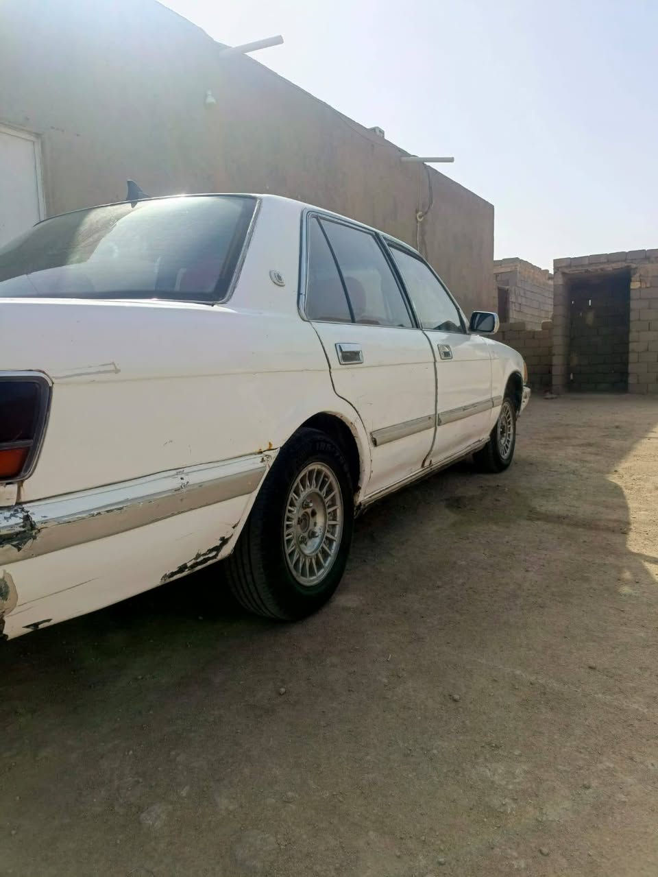 السلام عليكم للبيع سيدان موديل 90 أيسر بلاد رقم انبار انكليزي بسمي تحويل ثاني يوم سنوية مجددة مكينة ثنين ونص ديلكو وكير توهن مشدودات شرط وحدادية وباور وباتري وتواير كلة جدد مكان ناصرية _ شطرة الاتصال *********** بي واتساب
