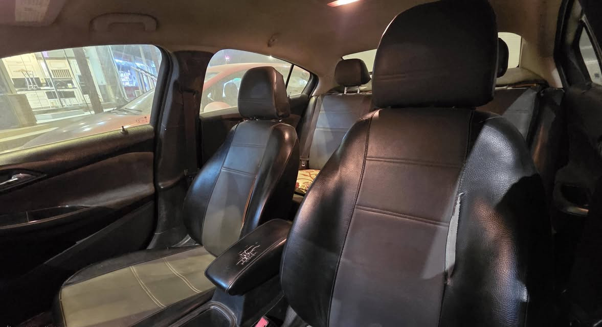 السلام عليكم شوفرليت کروز موديل 2018
🚗:
✅ وارد أمريكي
✅ فئة LT
✅محرك 4 سلندر
✅سعة 1.4 لتر تيربو
✅ مكينة وكير سليم وشغال ممتاز 
✅ كشنات جلد
✅ استهلاك بانزين اقتصادي
✅تمشي على بانزين عادي
✅اقتصادية جدا بالبانزين
✅ أوتو ستوب (إيقاف وتشغيل تلقائي للمحرك)
✅تبريد قوي
✅نظام مراقبة ضغط الإطارات
✅شاشة وسطية
✅شاشه تدعم كار بلي+اندرويد اوتو
✅مثبت سرعه 
✅ رقم نجف وبإسمي
📸 صور الحادث مرفقة مع المنشور
📍 المكان: الديوانية
📞 اتصال / متوفر واتساب+سيم كارت: ***********
