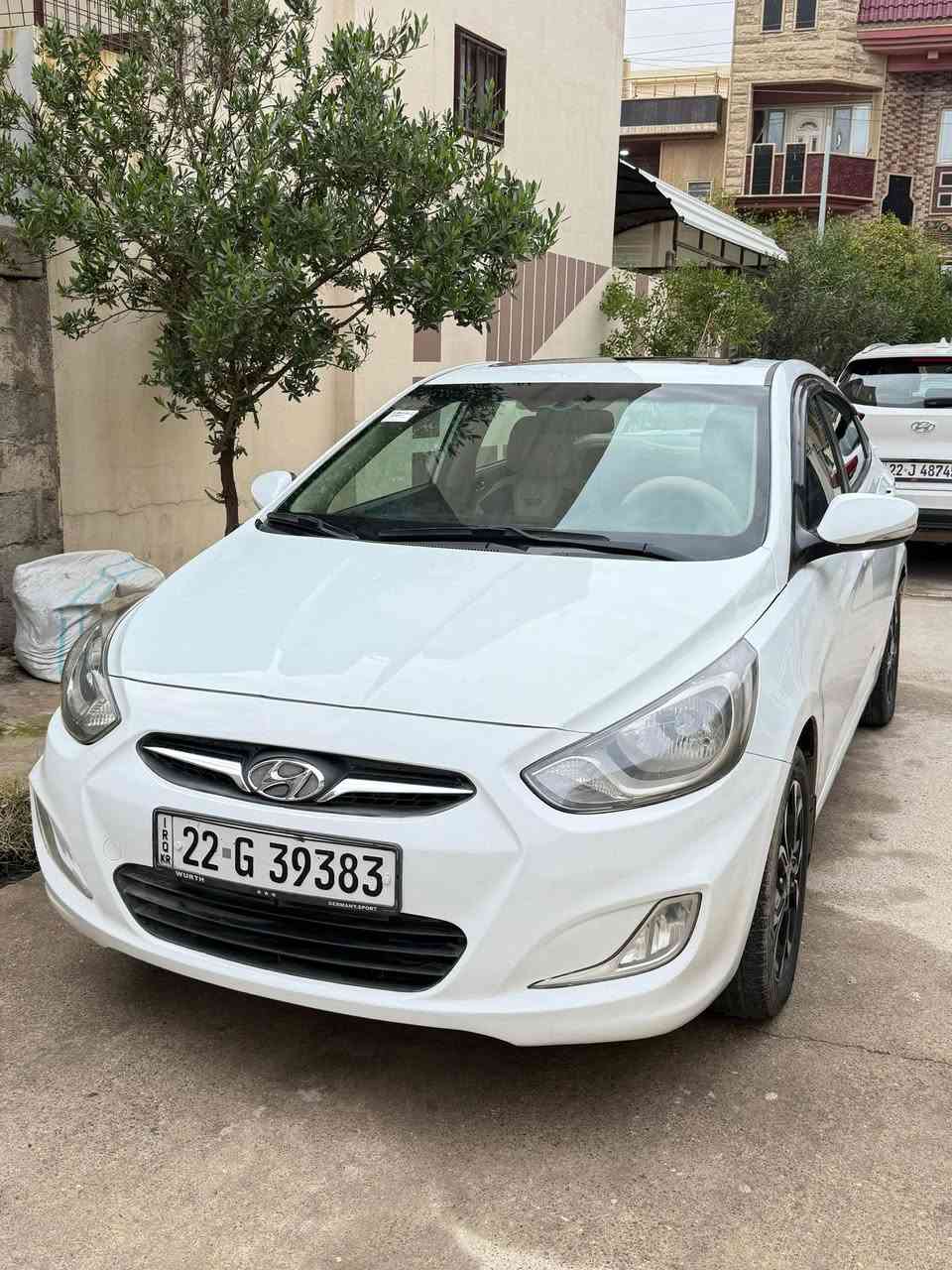 اكسنت لبيع موديل 2014  كابون ورقي محرك 16 كير شرط سعر 108 بي مجال بسيط. ضرر ربع بونت  صبغ. وسقف بي 3 بقصات صغيره  ل استفسار  عبر واتساب فقط  ***********
