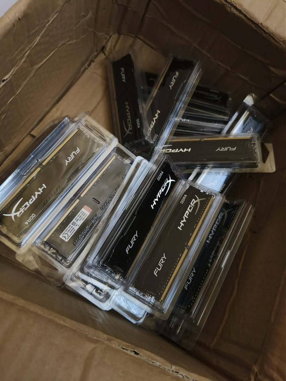 Fury hyperx ddr4 8g 2400mhz

سعر الكت 70 فقط ...


**إذا كنت صاحب هذا الإعلان وتريد حذفه لأي سبب، رجاءا أرسل رسالة إلى الدعم الفني**
