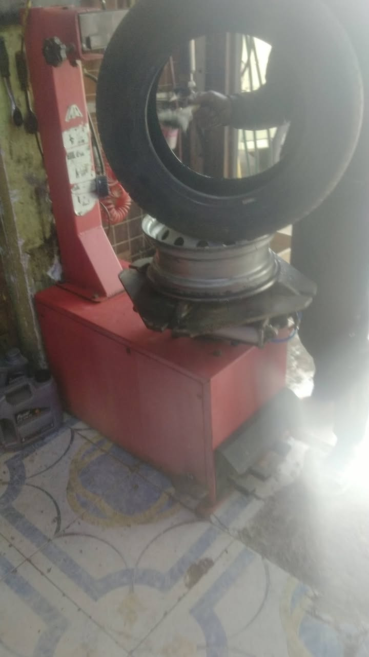 علاء حجم 24 نظيفه شغاله السعر 650 وبيها مجال حق الجيه ما متواجد على الفيس هذا رقم الهاتف ***********
