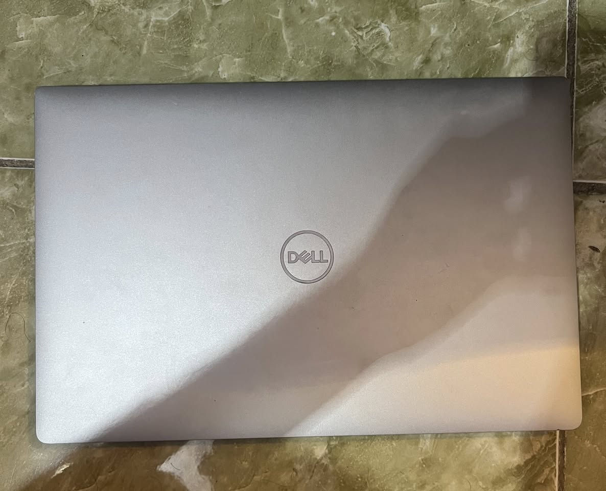 سلام عليكم 
لابتوب للبيع 
Dell precision 5530
الجهاز نظيف استعمال قليل
المواصفات 
شاشة لمس  وبطارية جيدة وباقي المواصفات بالصورة 
السعر ٥٥٠
مكاني بغداد الحرية 
***********
