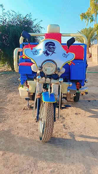 السلام عليكم ستوته اللبيع موديل 21محرك 25ما متفوح برقي وراق اصوليه كهربايات كله شغاله ما ناقصه شي نضافته نفس الي بل صوره  هاذه رقمي ***********ما متواجد ع فيس ع رقم فقط
