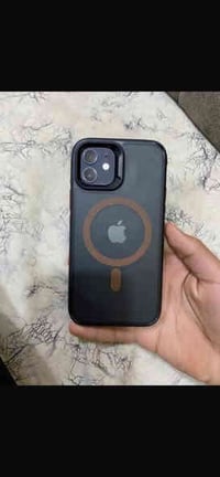 ايفون ١٢ ب٣٢٠ ممبدل شي ذاكره ١٢٨ مكان بغداد ٠٧٧٧٠٥٦٩٨٤٠