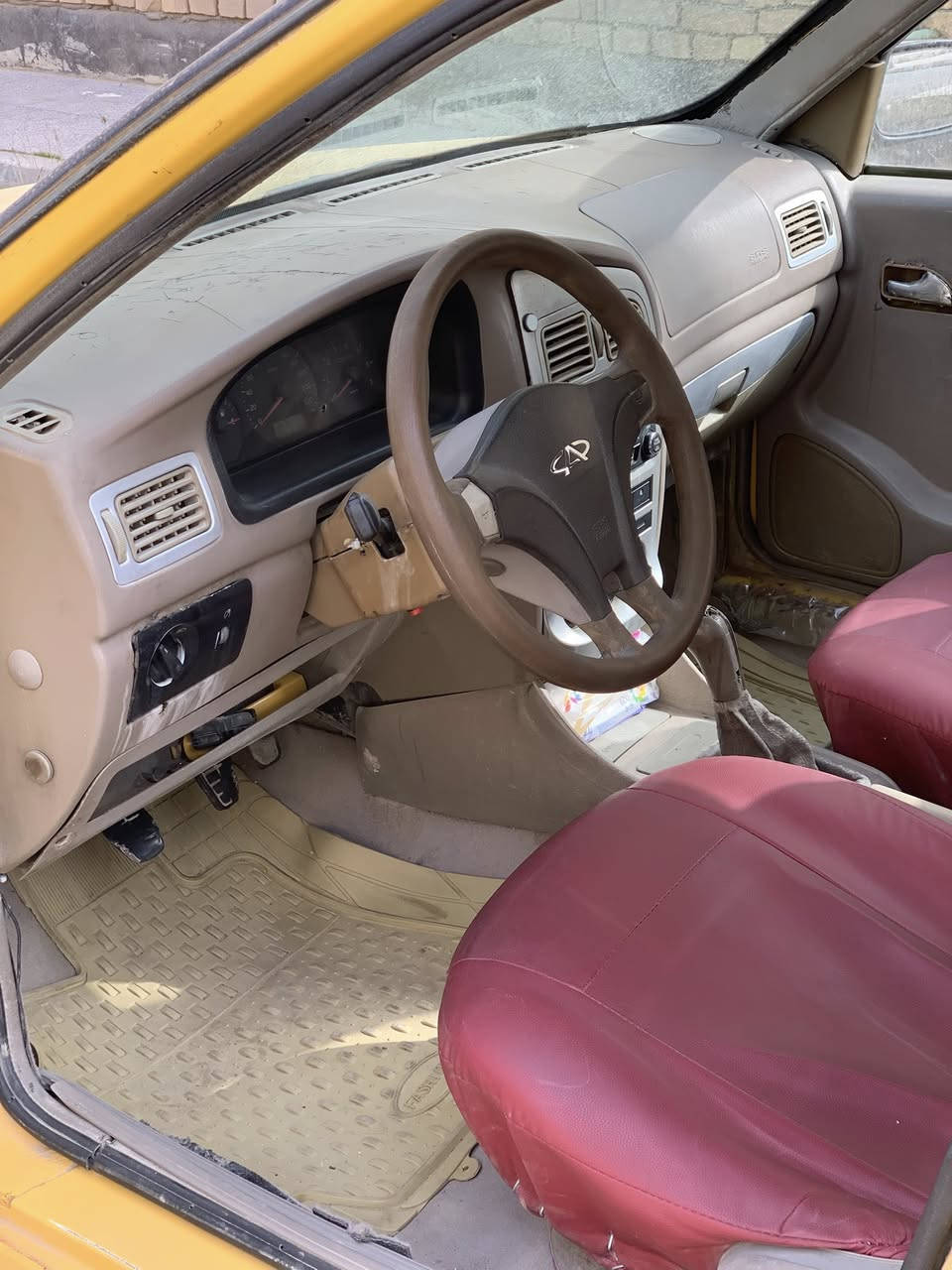 سلام عليكم شباب
شيري كوين موديل 2011 بلاديه السياره سنويه لل30 هزه ولوحات جدد مكينه وگير نضيفات حداديه نضيفه والسياره شوف عينكم حليوه ومرتبه على گد الحال رقمهة بابل وراعيها يريد مداور مصفره هيئه وغرامات اريدهة ب 28 وبيهة شي بسيط لليشتري 
مكاني / ناصريه مركز
رقمي/***********
