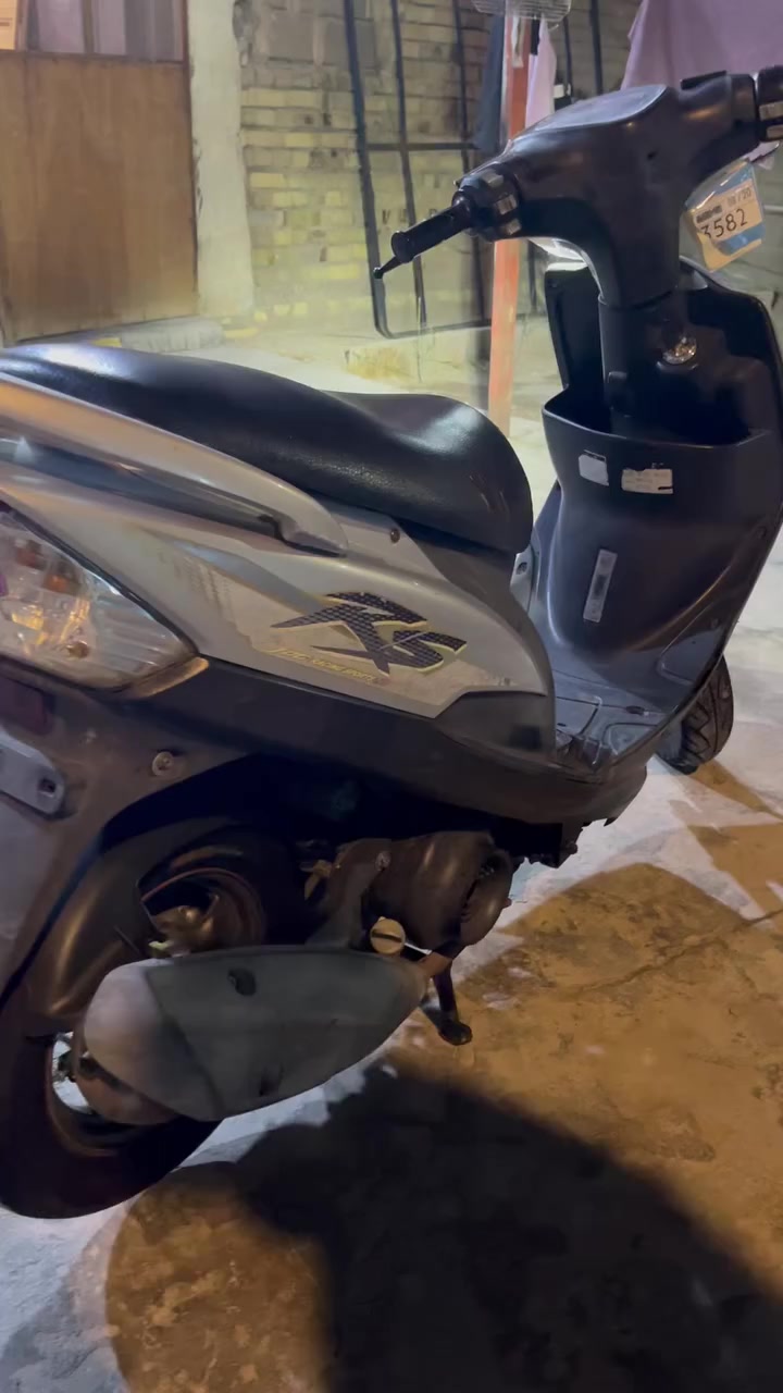 للبيع دراجه جديده ما يحتاج اكتب تعال وشوف السعر 950 مكاني البصرة بلتجاري ***********
