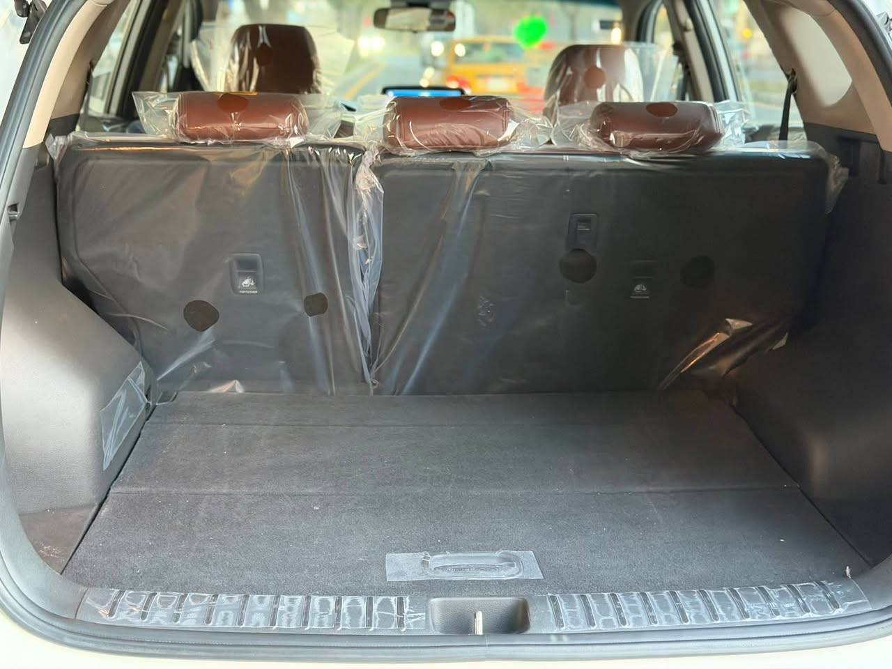 السلام عليكم
توسان 2020 شباج لكزز ( ماشيه 80) فول 1/1 
خليجي فول الفول السياره
مكفوله من الصبغ والبارد
كفاله عامه
كشنات جلد لونين بقلاوه 
دبل كشن كهرباء
شاحن واير ليس
مري شفط ترحيب 
قطعتين تبريد 
لايت 5 عدسات 
بكلايت لد 
ويل 18 كروم 
محرك 2000 دوش 
بصمه 
دبل لد 
فول تحكم استيرن 
رقم بغداد دولي بسمي 
مكان السياره نجف
السعر 210


**إذا كنت صاحب هذا الإعلان وتريد حذفه لأي سبب، رجاءا أرسل رسالة إلى الدعم الفني**