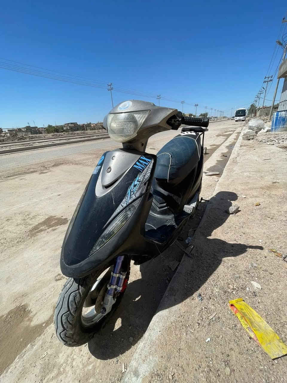 ماكس عدله بوشه 55 مفتوحه مره وحده 
كهربائيات جاهزه هندر فقط عرموطه يرادله السلف شغال  السعر500مكاني الگرنه  
***********
