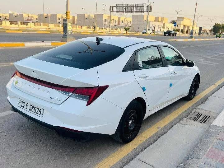 السلام عليكم 
النترا وارد أمريكي 2023 هايبرد 
باسمي رقم بغداد نكليزي هزه جديده تحويل ثاني يوم 
فول مواصفات 
تحديد مسار 
تحكمات ستيرن 
سياقه ذاتيه 
3انضمه قياده 
سايد بريك كهرباء 
كامره خلفيه 
مانع اصطدام 
تحذير بل مري 
وبعد هواي مواصفات موجوده ما ذاكره
صدر أمامي خلفي جديد لك 
تخم تاير جديد 
تبريد ثلج 
وتفاصيل اكثر اتصل وتدلل مكاني بغداد مدينه صدر 
*********** ($128) وبيها مجال بسيط
