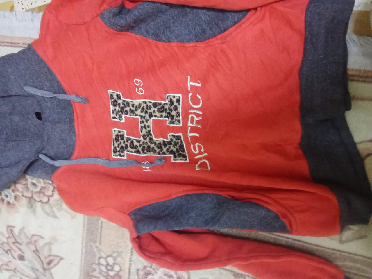 القطعة ب 2000

الحجز ع هذا الرقم ***********
