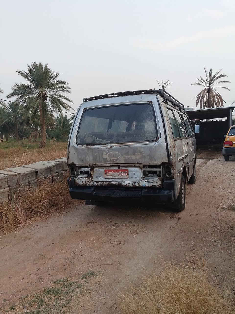 السلام عليكم
كيا بسته موديل ٩٥ رقم احمر محرك بي خيط بخار بس قطره مايصرف گير اكسل سلف داينمو بم نوزل كله خير من الله باتري جديد بس داخلها يرادله ترتيب هيئه ومرور تأخذ مصفر
السياره ب اسمي تحويل ثاني يوم 
السياره معروضه ب١٧ وبيها مجال للشراي 
مكاني بغداد ابو غريب


**إذا كنت صاحب هذا الإعلان وتريد حذفه لأي سبب، رجاءا أرسل رسالة إلى الدعم الفني**