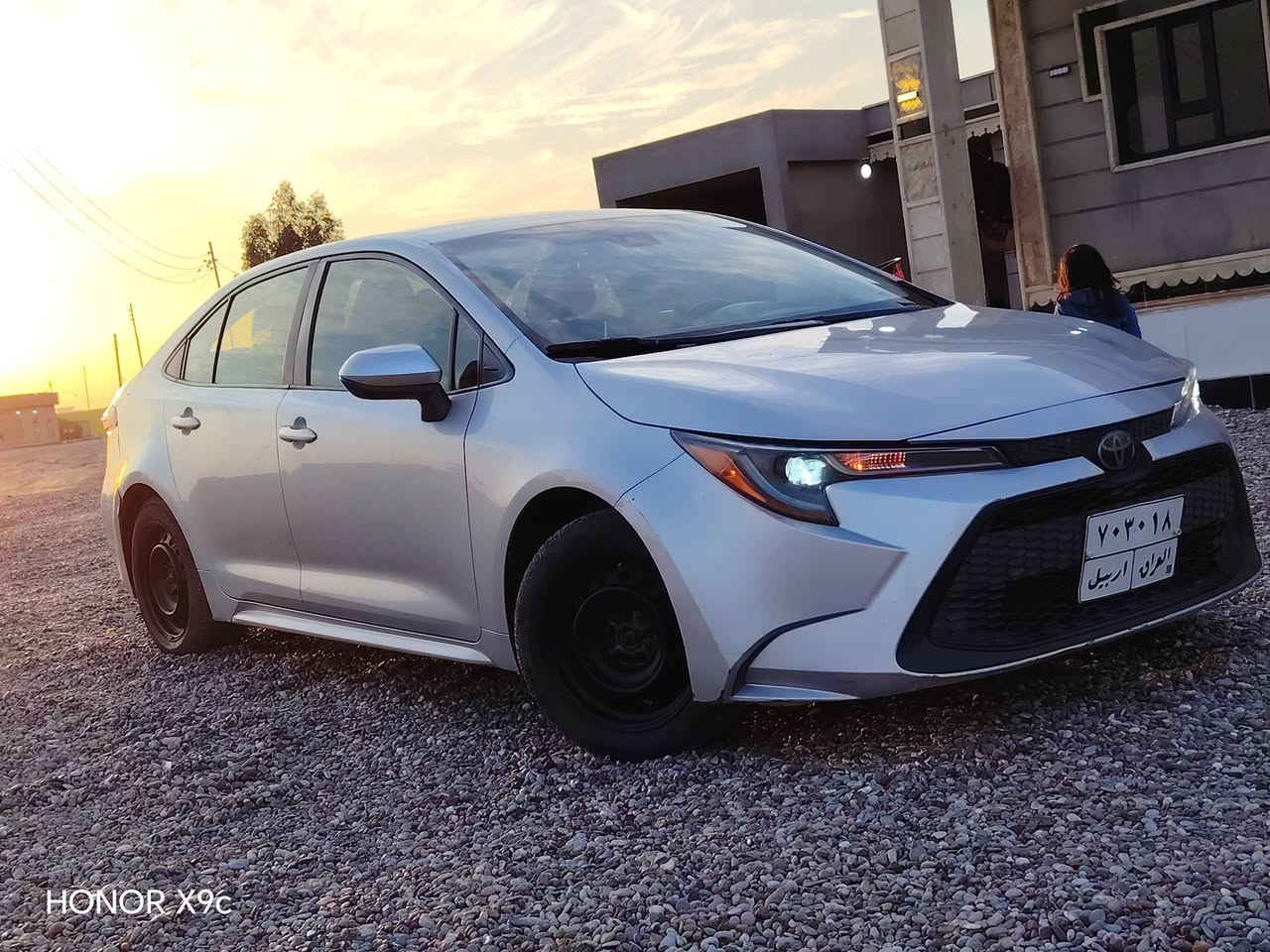 السلام عليكم
كورلا للبيع موديل 2020 LE
لون سلفر محرك 18 ماشيه 100
سنويه لـ 2028 رقم اربيل صدر تاير تبريد جديد
ضرر رش اكلير ثلاث قطع ونص جهة السايق بدون ضرر بدون ضربه سياره مابيها لا تبديل ولا بيها قطعه مفتوحه شرط
صور الضرر موجودات بالمنشور  سعر 137 بيها مجال بسيط
مكان الحويجه الحلوات للأستفسار اتصل *********** خاص ما اجاوب اتصل وتدلل
