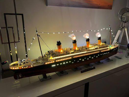 توفرت سفينة التايتنك قطعة جميلة وقطعه كبس جديدة.. اعلى سعر ابيع


**إذا كنت صاحب هذا الإعلان وتريد حذفه لأي سبب، رجاءا أرسل رسالة إلى الدعم الفني**