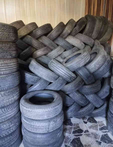 سلام عليكم توفر تايرات بالات اوربيه جميع القياسات العنوان الرميثه قرب جسر حي الشهداء  محل نعيم ***********
