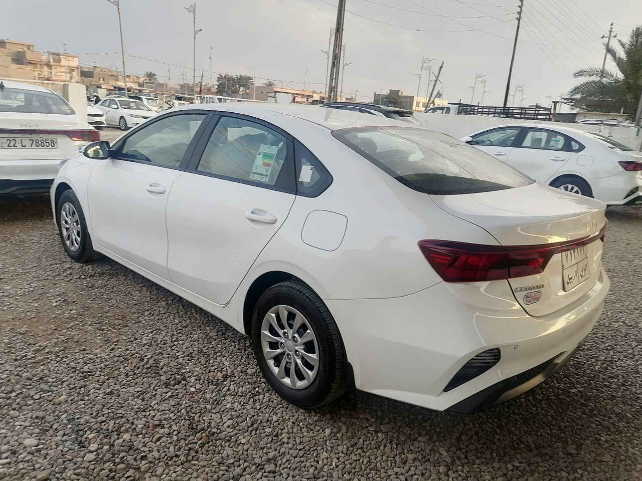 السلام عليكم سيراتو للبيع موديل 22 كفاله عامه رقم اربيل قطعتين تبريد محرك 1600 ماشيه 106 شرط السونار مكان السياره واسط الصويرة الشراي ينتصل ***********
