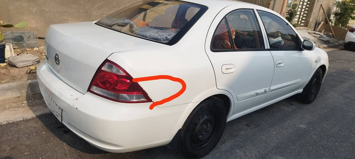 نيسان سني للبيع موديل 13
مكفوله ما عدا الي ماشر بالصورة شخطتها بالباب مال كراج وصبغته محرك كير كهربائيات كفاله تبريد تدفئه كل شي شغال السيارة على ايدي صار سنين ماشيه 194 استخدم شخصي بيها منظومه غاز شرط ترايك وين ما يعجبك 
سعرها 118 قابل للتفاوض مكاني كوت مركز المحافظة هذا رقمي*********** بي واتساب 
ملاحظة السيارة ما مشتغله تكسي ولا مستعجل على البيع الي تعجبه اهلا وسهلا بكل وقت
