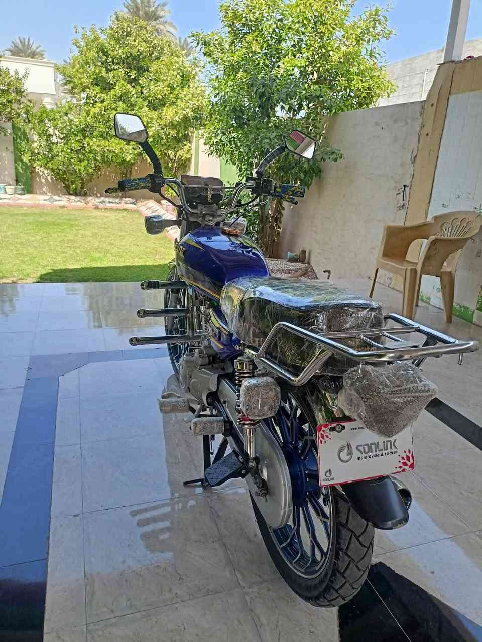 يالله موطور للبيع سونك موديل 2024بي اوراق،منفيس،فقط  بعده  زيرو  السعر 725وبي مجال بسيط    العنوان الرمادي رقم الهاتف***********
