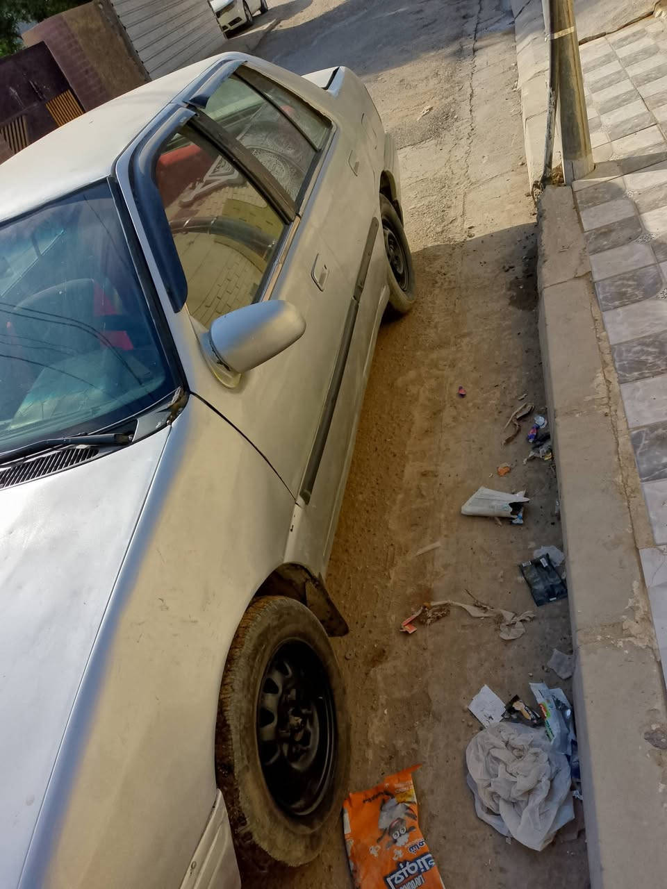 السلام عليكم أكسلة موديل 94 رقم ديالة مكاني بغداد  ***********
