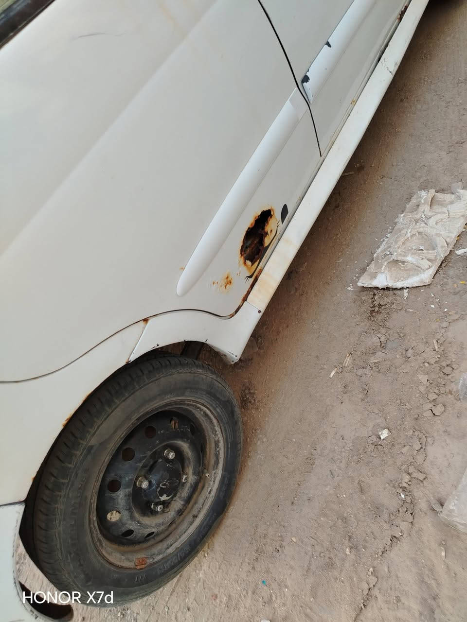 السلام عليكم سياره للبيع 
السعر 22


**إذا كنت صاحب هذا الإعلان وتريد حذفه لأي سبب، رجاءا أرسل رسالة إلى الدعم الفني**