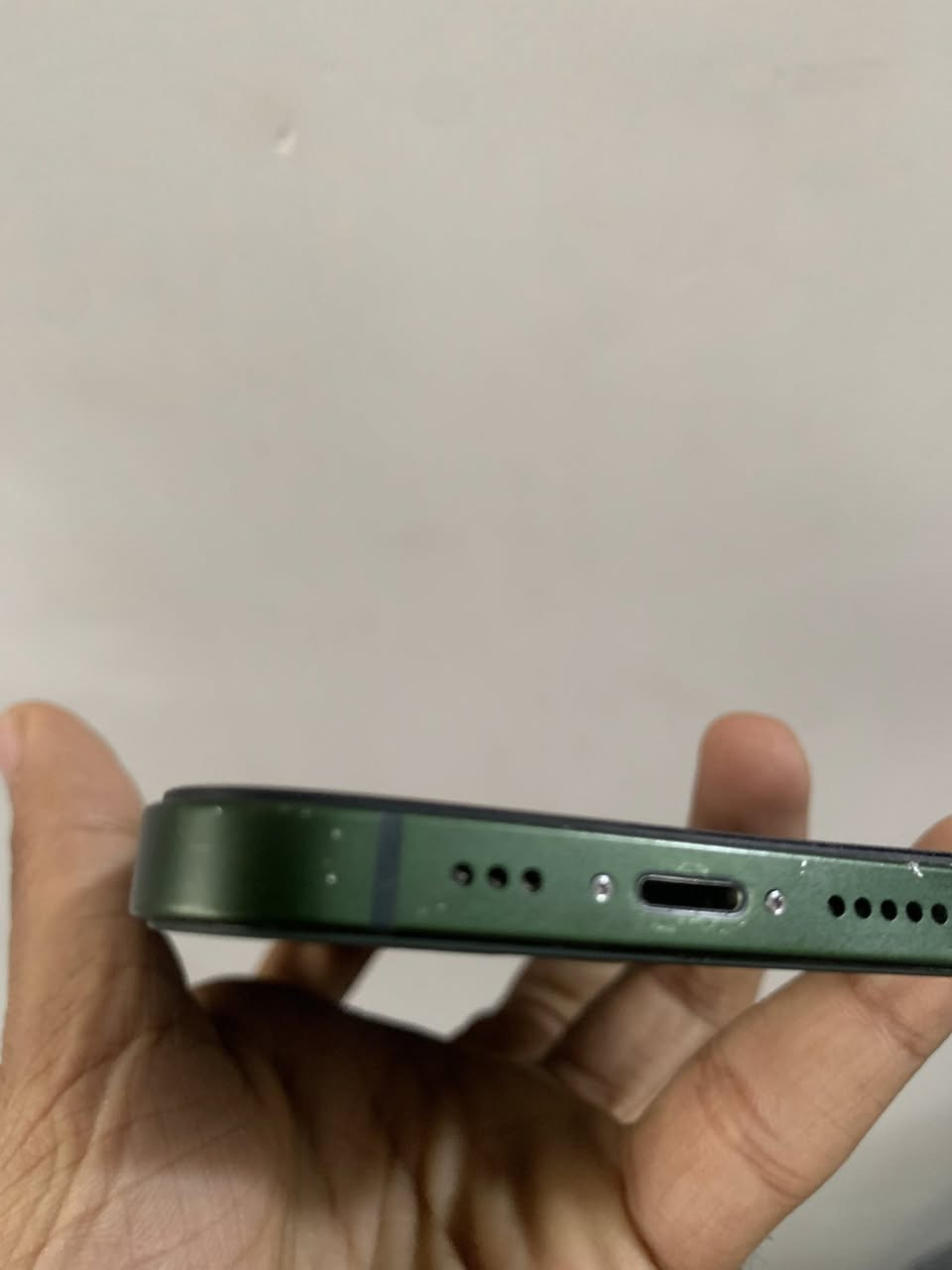 ايفون 13 عادي نظيف مبدل شاشة اصليه وبطارية 100 ذاكرة 128 دكمة الهزاز فقط والجهاز كله شغال فيس ايدي شغال والجهاز خير من الله السعر 290 وبي مجال بسيط 

مكاني بغداد المدائن ***********
