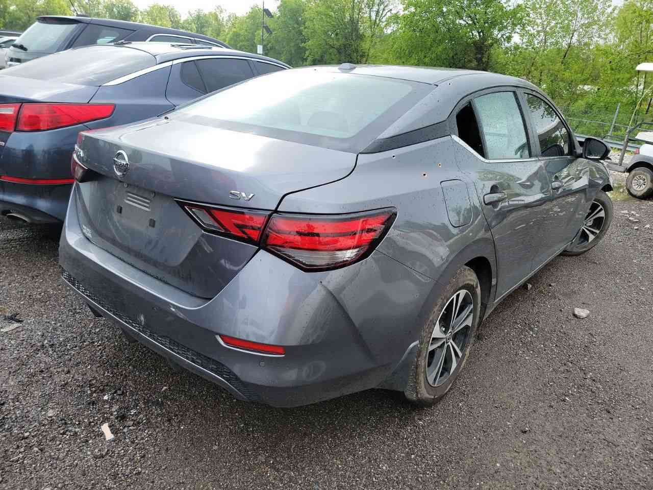 السلام عليكم
نيسان سنترا 2022 SV محرك حجم 2000
رقم بغداد معوقين معوقين
المحرك والكير بشرط ما مفتوحين 
السعر 125 وبيها مجال قليل
للاستفسار ***********
