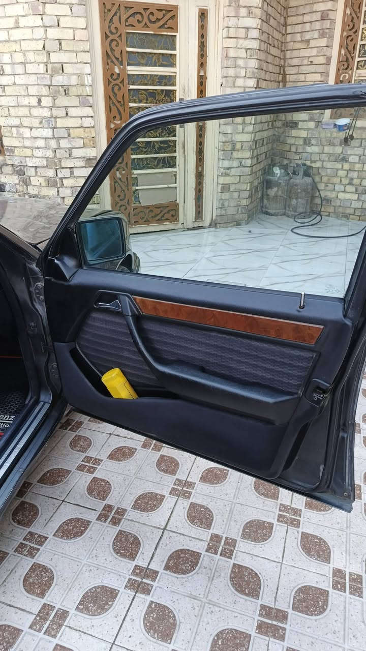 سلام عليكم مارسيدس دب ستيشن موديل ٩١ بسمي رقم بغداد انكليزي مشروع وطني سياره مكينه وكير مكفولات مكينه بلاد قبق ايود فتحه سقف شغاله تبريد خير من الله حداديه كامله دبل فيتبم لايت زنون كشنات غرفته جديده توني شاده مكفولة من الضربه رايده ٥٧ وبيه مجال رقمي, *********** مكاني ذي قار قضاء الشطره
