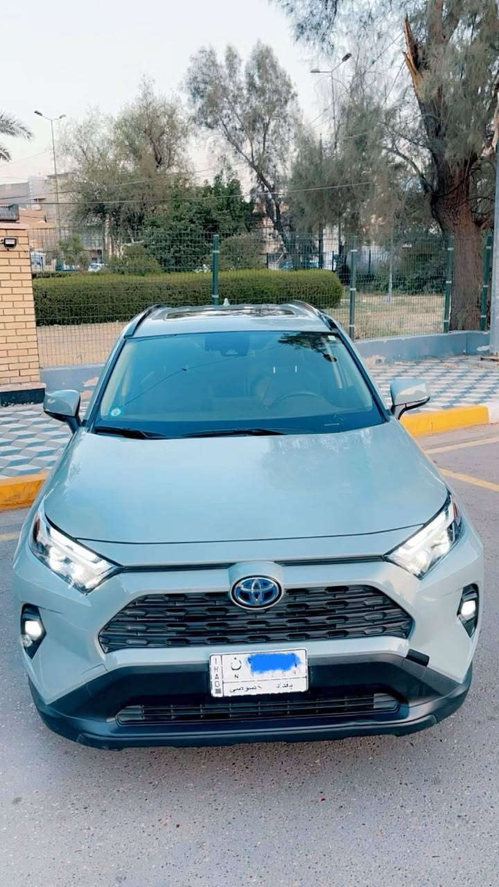 Toyota RAV4 2022 XLE Premium(Hybrid)
# كلين تايتل (بيها  بارد قطعه عله كد شبر وصبغ  ) 
اللون مميز ( سمنتي )   
عداد المسافة ٢٥٠٠٠ الف ميل
حجم المحرك 4 سلندر (2.5L) 
المواصفات :
بصمة ابواب
بصمة تشغيل
صندوق شفط كهربائي 
فتحة سقف سلايد
دفع رباعي AWD
كشنات جلد +تدفئة 
استيرن تدفئة 
رادار أمامي(تحديد مسار)
رادار جانبي (نقاط عمياء)
رادار خلفي(التحذير من الاصطدام)
اوتو ستارت (Auto start)
اوتو ستوب(Auto Stop)
هاند بريك بصمة
اوتو هولد(Auto Hold)
تحكم وضعيات القيادة ECO,NORMAL,SPORT
مانع انزلاق+ABS
حساسات خلفية+كاميرا
تحكمات استيرن
تبريد قطعتين 
مقاعد خزن ذاكرة 
 السيارة في حالة الوكالة
رقم الشاصي:-JTMB6RFV7ND530917
مكان سياره الكاظمية 
للانصال ***********
