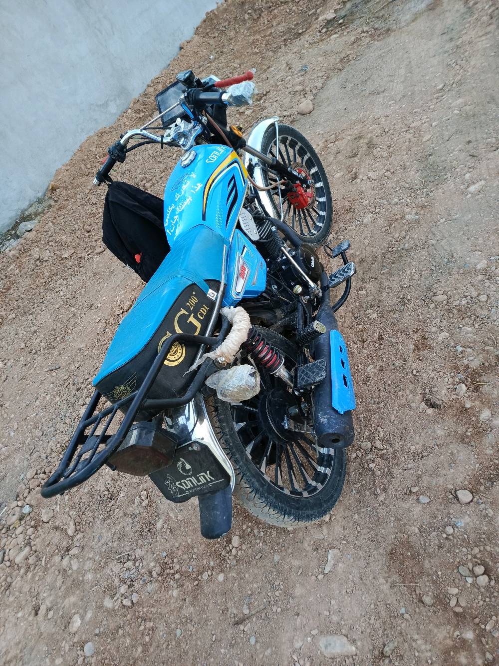 السلام عليكم دراجة سيفان موديل 25 حجم المحرك 200cc
مكاني ديالى العنبكية 