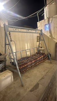 للبيع • سعر مناسب • كرسي