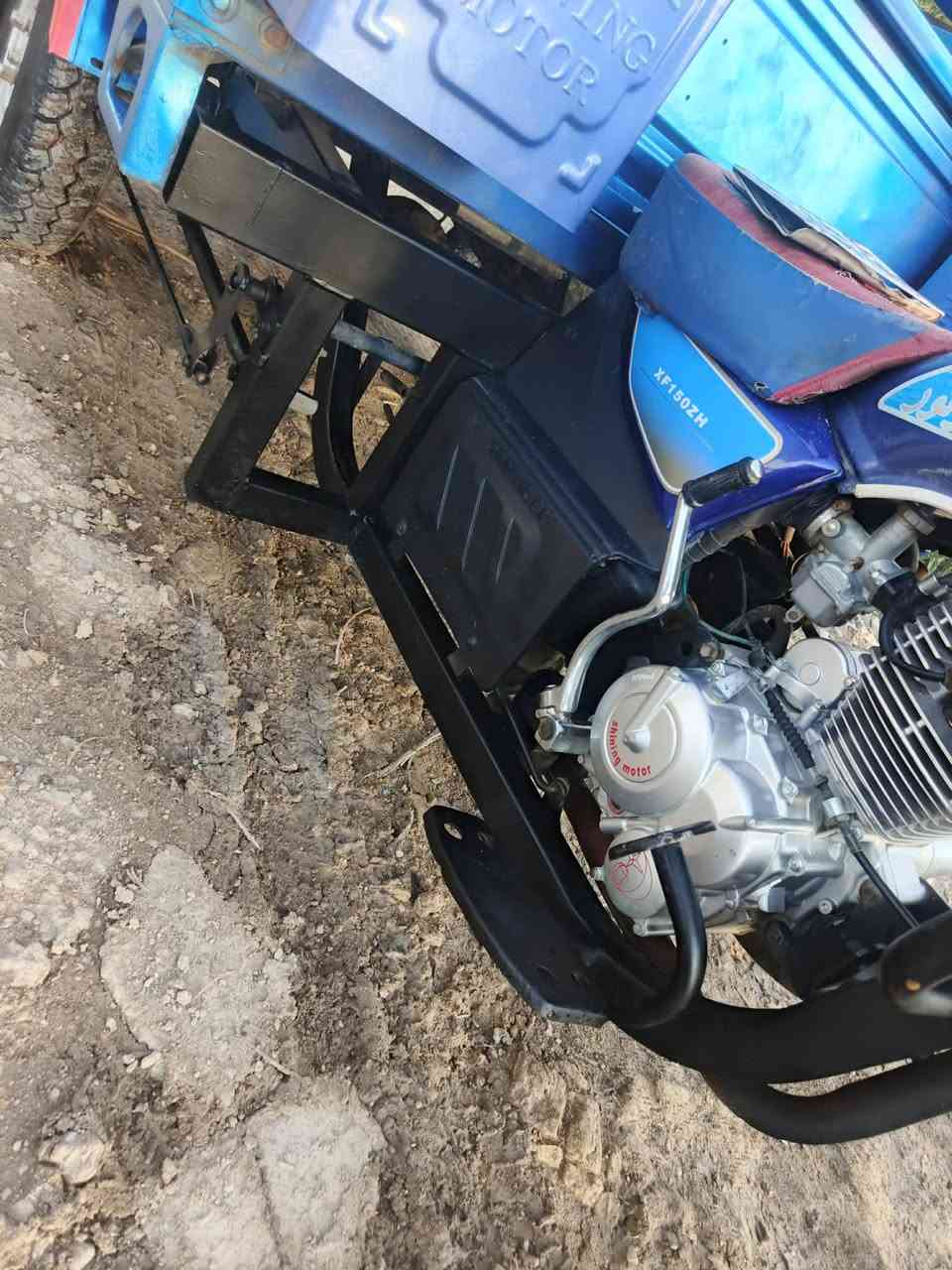 سلام عليكم ستوته للبيع موديل 2022رقم وسنويه نكليزي ستوته كفاله عامه شاصي كهربائيات كله شغاله سلف تيرات جوبلس محرك 2026الصلي 3براغي ستوته ملت جنيان مداور مباشر سنويه ل30ما بيه نقص برغي تجي تكلب وشوف وتخذه مكانه ديوانيه شراي يتصل ع***********
