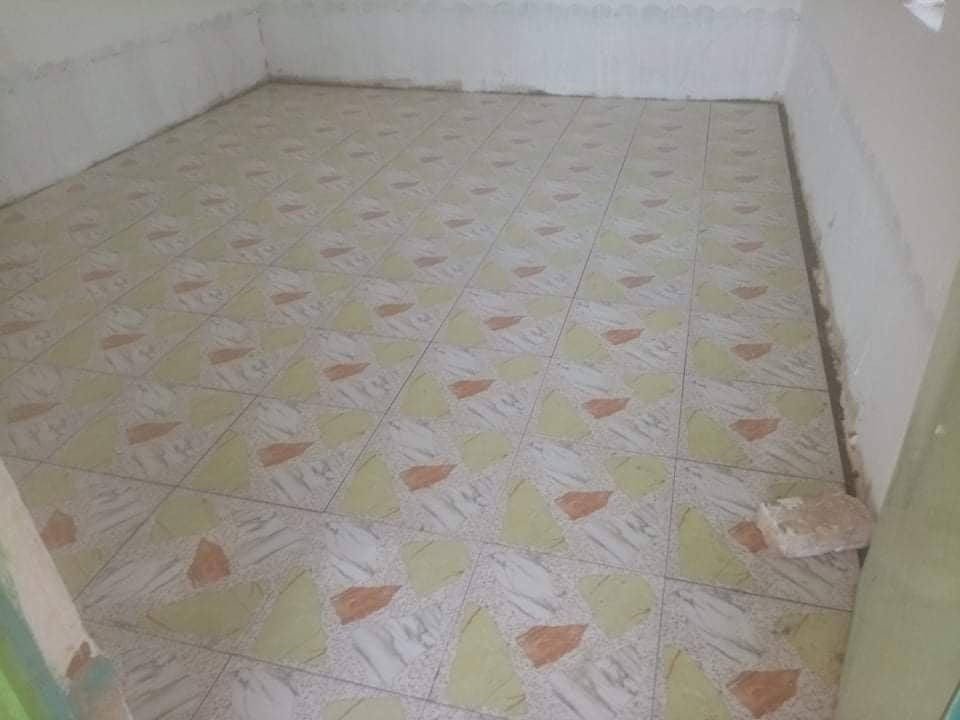 ***********
