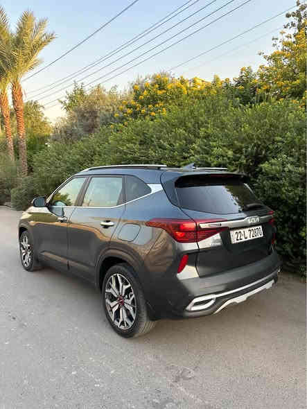 2022 Kia Seltos · Hatchback · المسافة المقطوعة: 30000 كم

السلام عليكم كيا سيلتوز 
2022
السياره فول مواصفات
فتحه سقف
كشنات جلد تدفئه وتبريد داخل مروني
اناره داخليه بلادي
سستم صوت انفنتي
داتا شو
تدفئه ستيرن
ماشيه 30الف مايل
حادث السياره ربع بنيد مصلح ومصبوغ بدون ايرباك بدون دواخل
رقم اربيل بسمي تحويل او وكاله
مكاني بغداد السيديه 
السعر 172ومجالها بسيط
*********** بغداد
