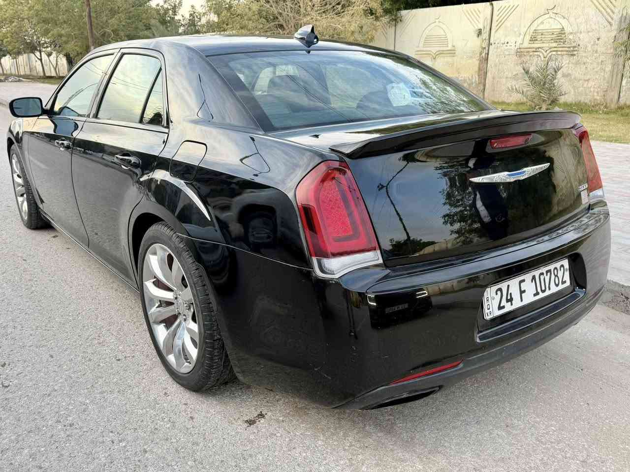 اوباما 2018 cفول مواصفات للاخير محرك 6 سلندر 3600رقم دهوك انكليزي طابه للعراق كلين هنا بيه جاملغ وبنيد بدون ايرباك جاهزة وكامله من كلشي مكان السيارة كربلاء السعر 195 للاتصال ***********
