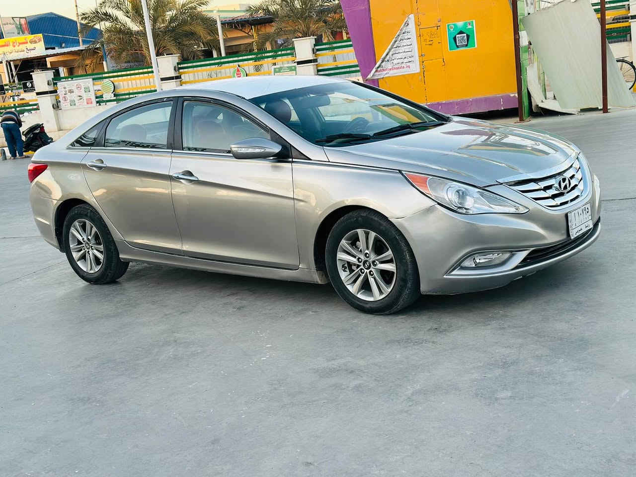 سوناتا 2010 خليجي
مكينه 2400دوش
رقم واسط سنويه 27
بصمه/جلد/كشن حراري/اشاير مري/تحكمات/شاشه
مصبوغه عام للجماليه اثر جراد عندي تصوير موضح كلشي قبل صبغ شلون جارده
بدون ضربه ولا دواخل 
مكان السياره واسط الصويره
السعر 83
*********** الصويرة, واسط
