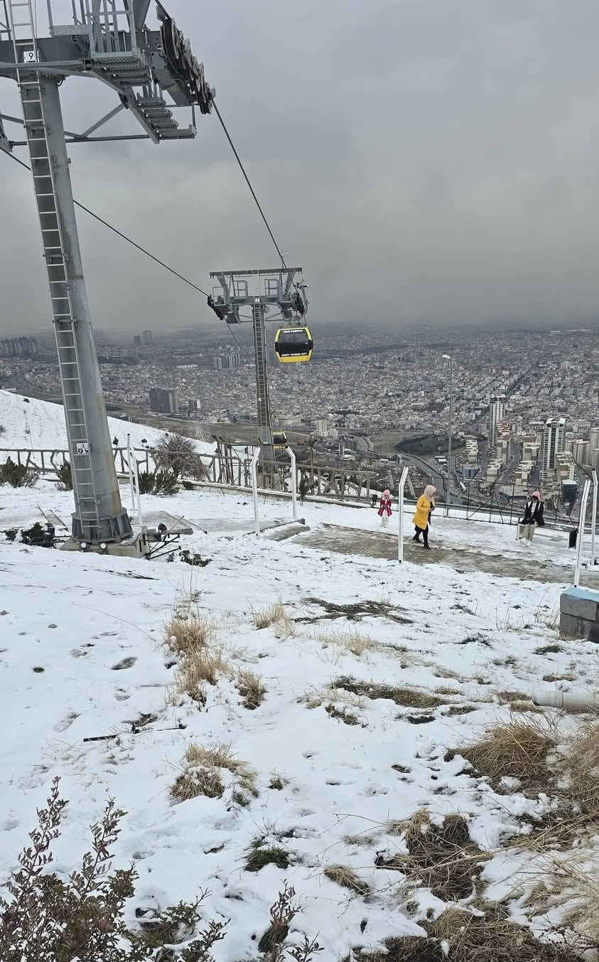 ☃️شركة ضفاف دجلة☃️
 انتباه انتباه رحلة  الئ عوائلنا الكرام 
دهوك الانطلاق يوم الجمعة القادم المصادف  16/1/2026
برنامج الرحلة 
جبل كاره الثلجي
فاملي مول
حديقة الحيوانات
مطعم
ملاحضة : سعر النفر 8 الاف
عنواننا:حي البلديات مقابل منتزه الكفاءات قرب مطعم غازي 
للاستفسار والحجز الاتصال على الارقام التالية 
***********
***********
