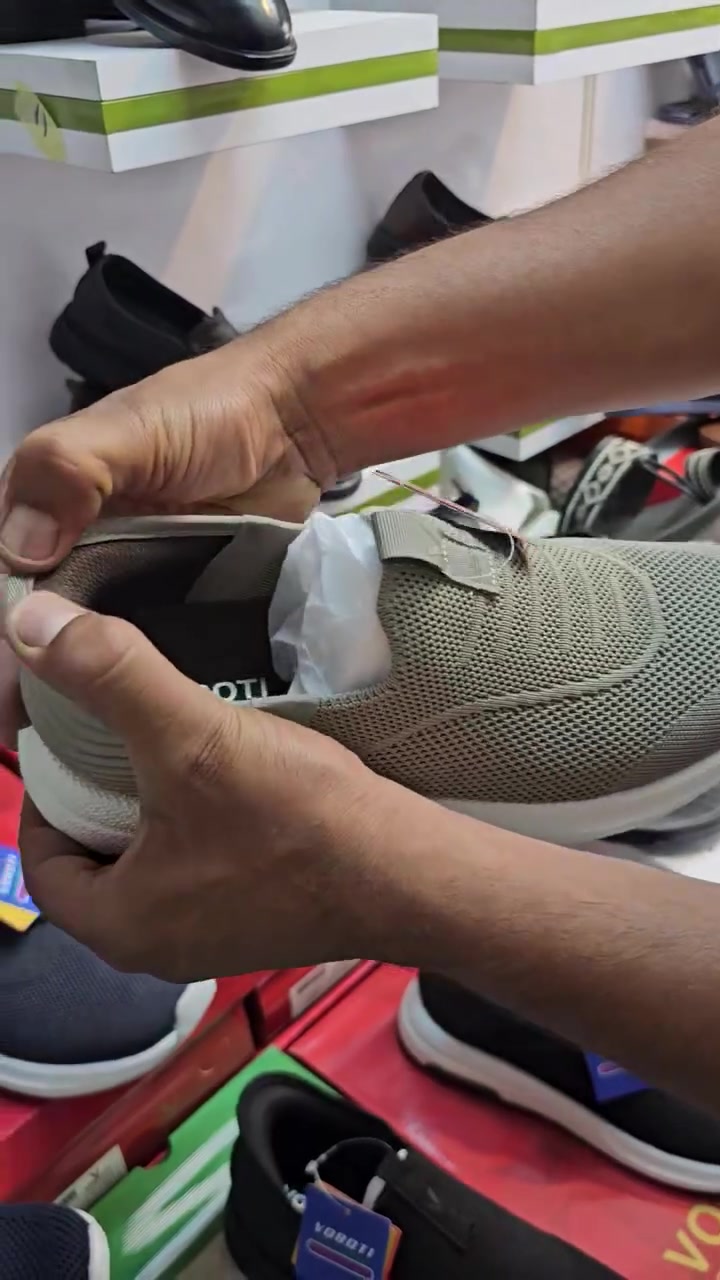 @إشارة ​👟 تخفيضات زلزال.. حياكم الله! 👟
​أحذية ماستر (Master Quality) 🔥
آخـــر قِطَـــع وبأسعار تحت سعر الجملة! 📉
السعر ٢٥ الف
​الكمية محدودة جدًا.. الحك لو ما تلحك!🏃‍♂️💨
​📍 الموقع:
بابل - المسيب - السوق المسقف 
(فرع أحمد ممي - مجاور أبو دعاء للفرفوري)
​تفضلوا يمنا وأهلاً وسهلاً بكم!


**إذا كنت صاحب هذا الإعلان وتريد حذفه لأي سبب، رجاءا أرسل رسالة إلى الدعم الفني**