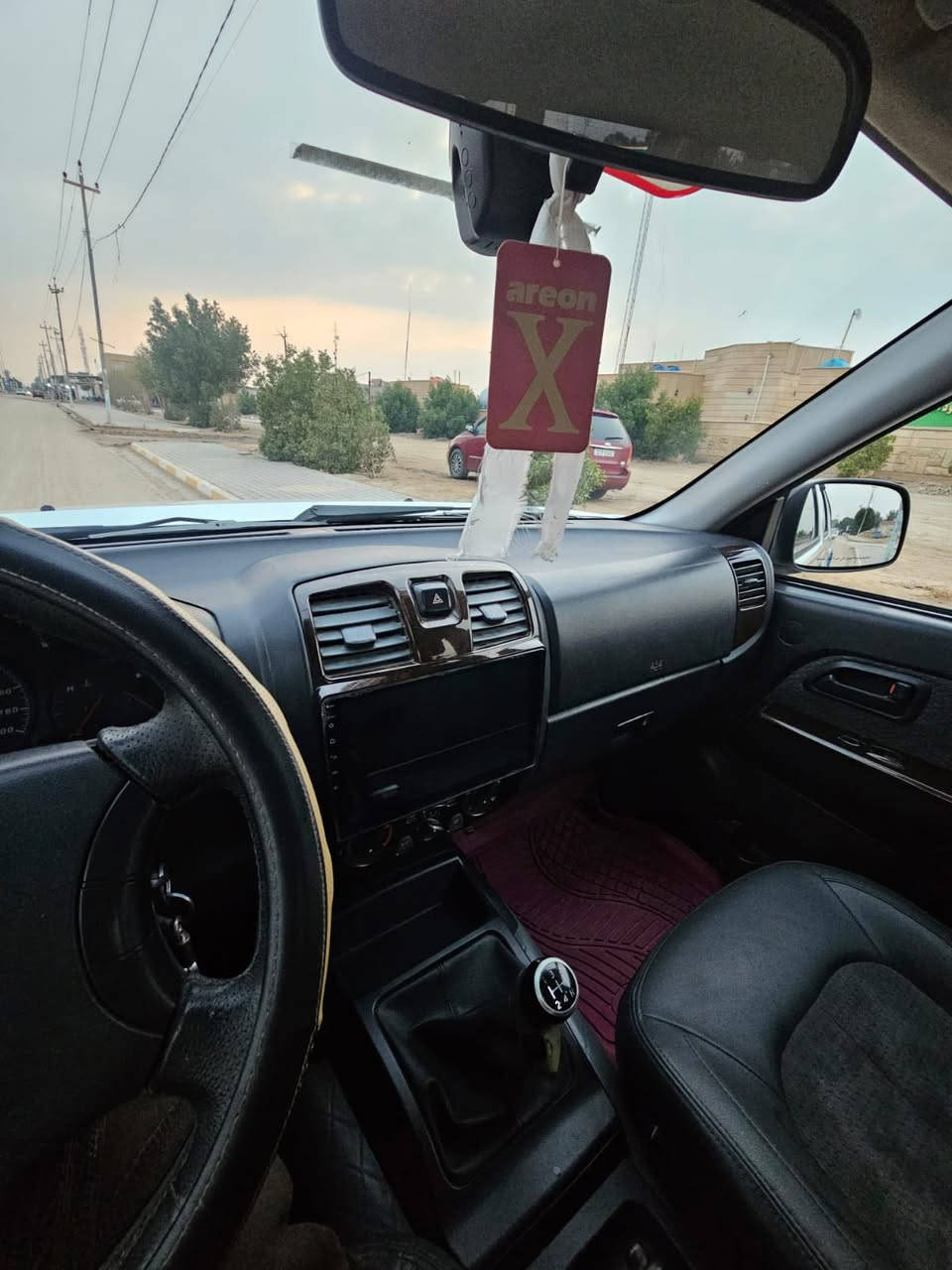 سلام عليكم 
كريت للبيع نضيفه موديل 2020
سنويه صاقطه بسمنه بيه بارد بصيط 
رقم قادسيه السعر 100$وبيه مجال 
العنوان الديوانيه قضاء الشنافيه 
رقم الهاتف ***********
