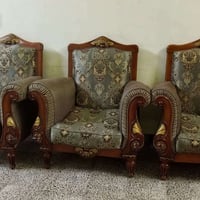 تخم تكمه • نضيف • ١٠مقاعد